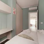 Cadorna - Rasori - Ampio Trilocale Di Design Milánó