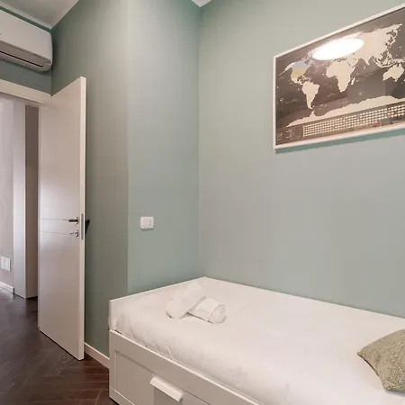 Cadorna - Rasori - Ampio Trilocale Di Design *