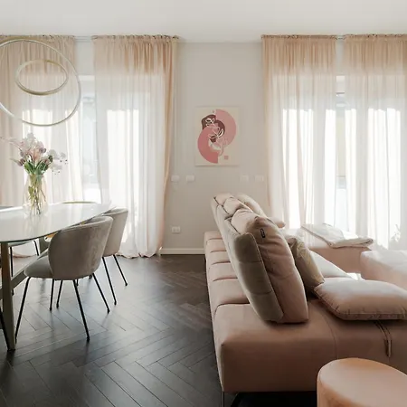 Conciliazione-cadorna - Ampio Trilocale Di Design Apartment Milan