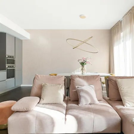 Conciliazione-cadorna - Ampio Trilocale Di Design Apartment Milan